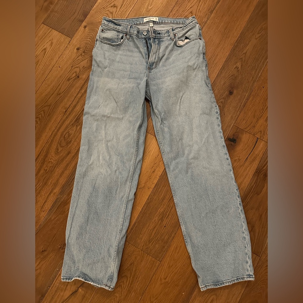 Abercrombie & Fitch Light Wash Denim Jeans